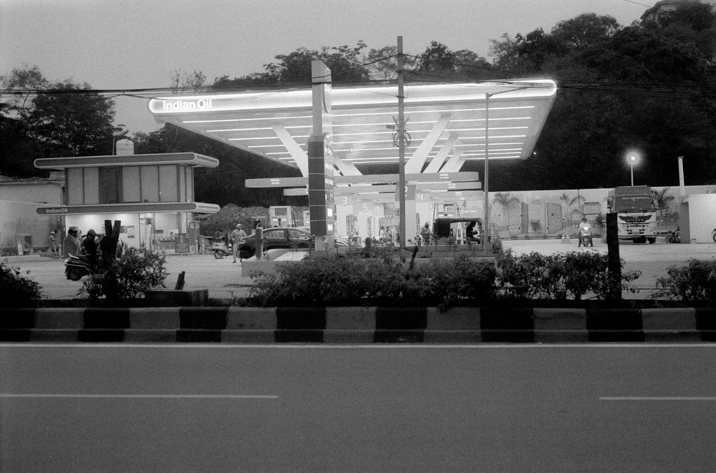 Minetta Camera Tester Rolls