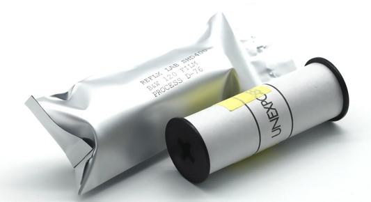 LUCKY SHD400 BLACK AND WHITE FILM-120